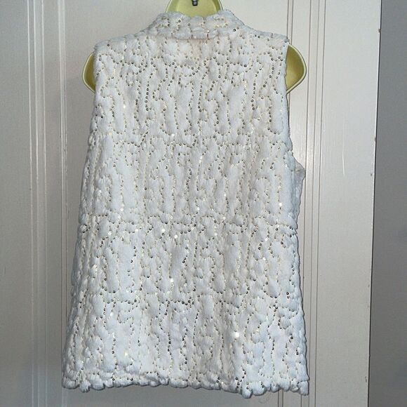 Betsey Johnson white faux fur vest with gold sequins - Picture 6 of 8